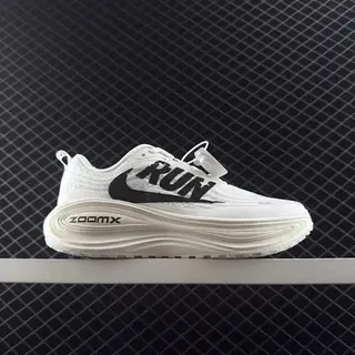 Nike সাদা কালো নিট উপর মোটা ZoomX মিডসোল রানিং জুতো