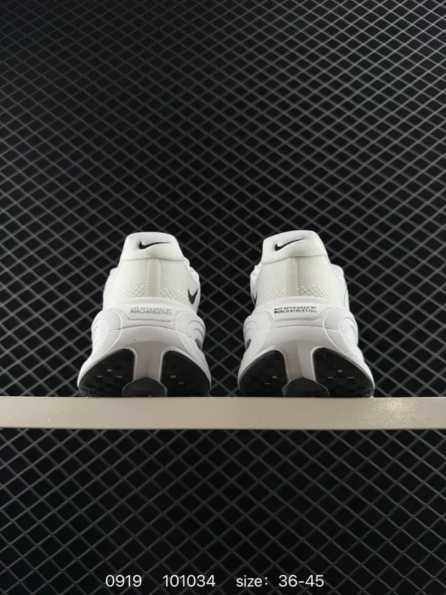 Nike Chaussures de course blanches et noires avec upper mesh visible Air Zoom 2