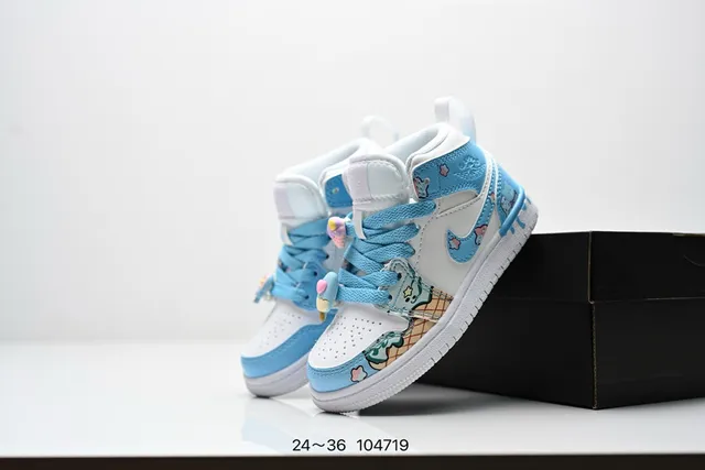 Nike White Blue High-Top Graphic-Print Basketball Shoes 2