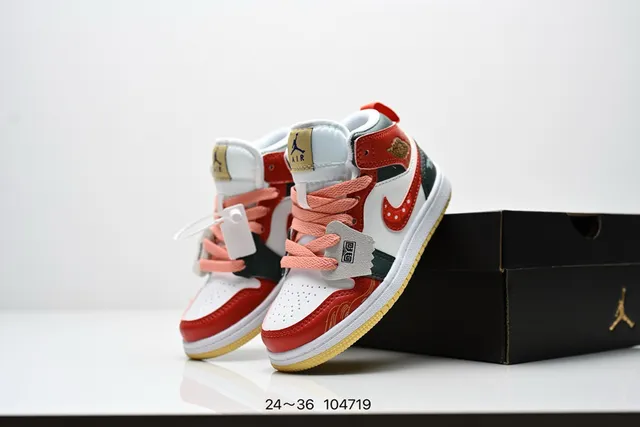 Nike White Blue High-Top Graphic-Print Basketball Shoes 8