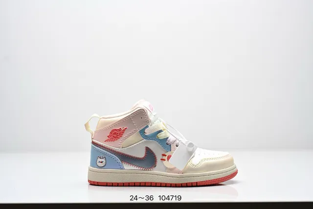 Nike White Blue High-Top Graphic-Print Basketball Shoes 16