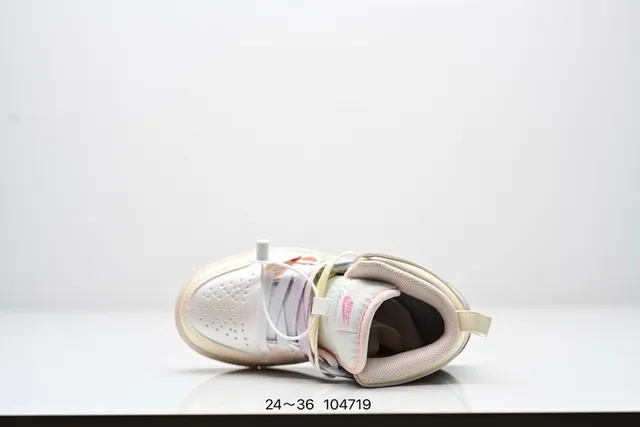 Nike White Blue High-Top Graphic-Print Basketball Shoes 17