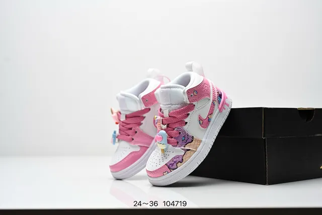 Nike White Blue High-Top Graphic-Print Basketball Shoes 20