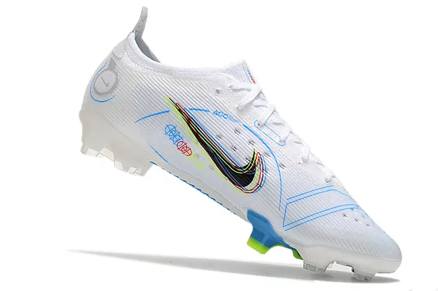 Nike blanc bleu basse coupe haut en tricot col avec ajustement dynamique terrain ferme chaussures de football 10