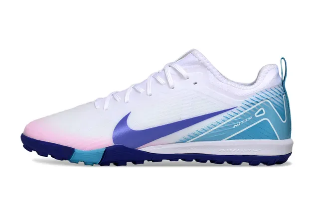Nike White Blue Low-Cut Synthetic Mesh Upper Turf Soccer Shoes 7