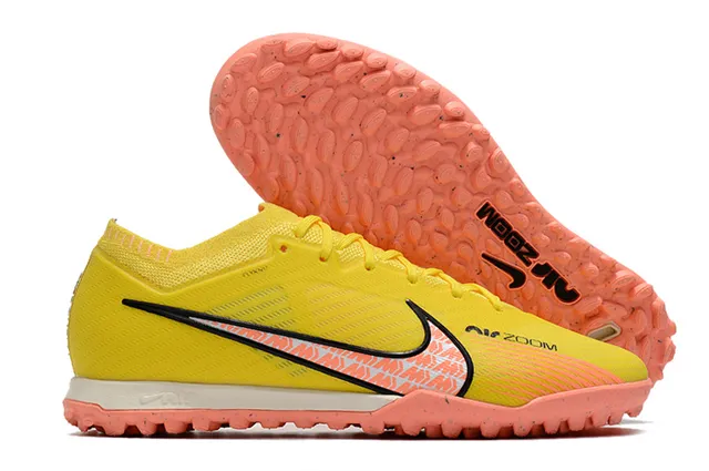 नाइक सफेद बैंगनी Flyknit ऊपरी नारंगी ज्यामितीय ओवरले टर्फ फुटबॉल जूते 2