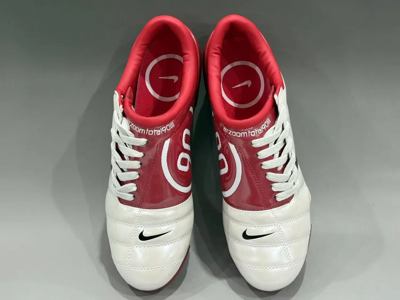Nike White Red Low-Cut Leather Upper Quilted Vamp Firm-Ground Soccer Shoes 5