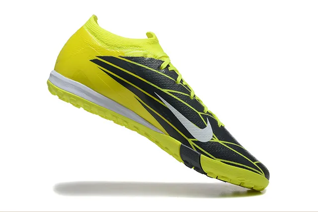 Nike أحذية كرة قدم صفراء سوداء خيط علوي ياقة منخفضة للعشب 4