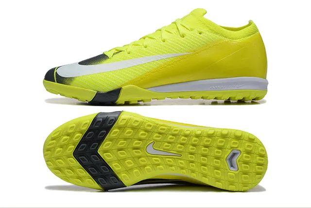 Nike أحذية كرة قدم صفراء سوداء خيط علوي ياقة منخفضة للعشب 9