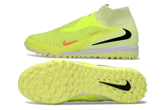 Nike أحذية كرة قدم أصفر أسود نسيج علوي ياقة سوك فيت للعشب الاصطناعي 5