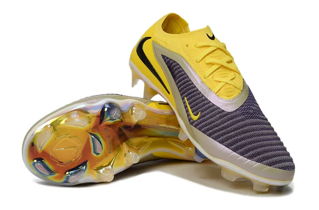 Nike Chaussures de football avec upper de knit jaune violet ribbed au medi-foot cage Firm-Ground 4