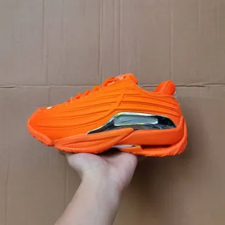Nike Zoom 2K حذاء أحادي اللون برتقالي نمط حياة