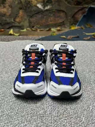 Nike Zoom Vomero 5 蓝白网面鞋面分层合成笼跑鞋 5