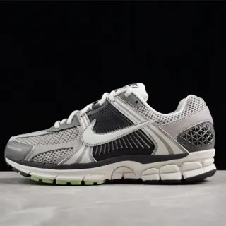 Nike Zoom Vomero 5 Gris Noir Blanc Menthe Chaussures de course