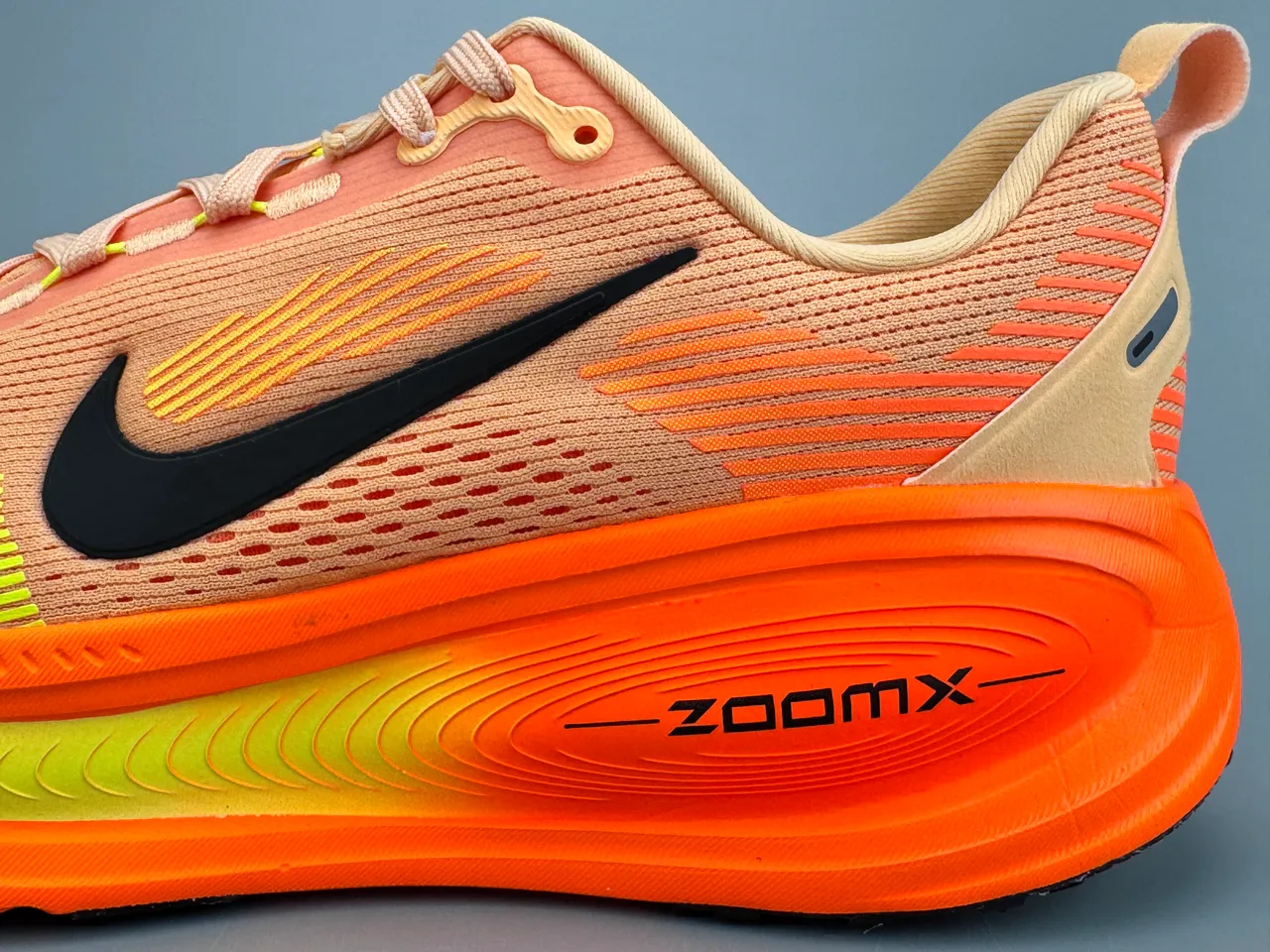 Nike ZoomX Invincible Run Orange Jaune Tissu Mesh Ingénierie Partie Supérieure Motif Ondulé Semelle Intermédiaire Chaussures de Running 7