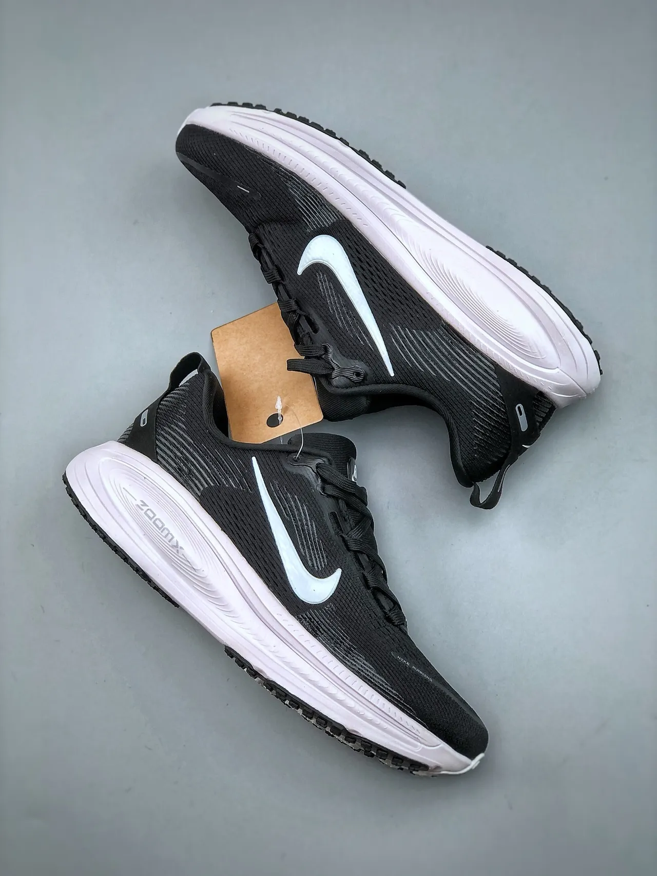 Nike ZoomX Running Shoe Black White Light Blue Running Shoes 9