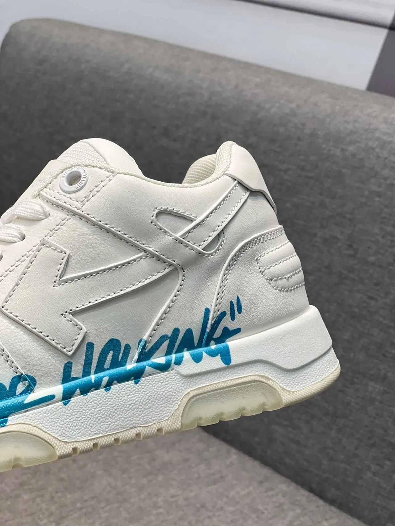 Off-White pour la marche bleu chaussures lifestyle basses à panneaux en cuir 9