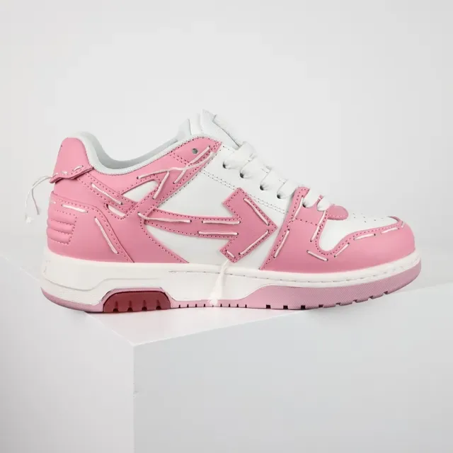 حذاء Off-White لايف ستايل وردي بغرز صناعية وتداخل شعار السهم 7
