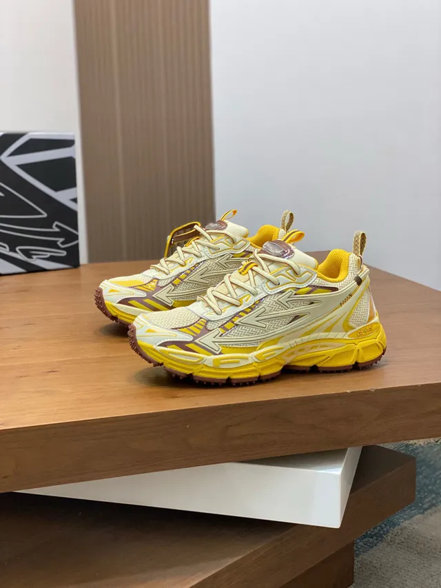 Off-White पीला भूरा सोल लेयर्ड सिंथेटिक ओवरले चंकी स्नीकर 4