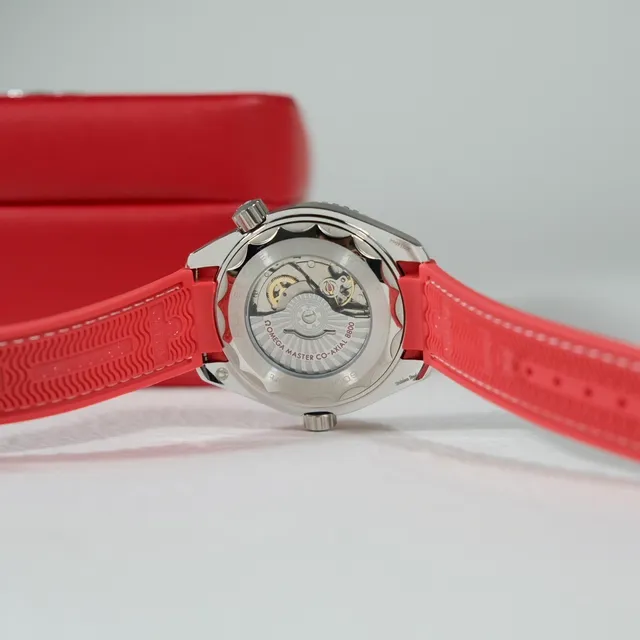 Omega Seamaster Professional 36th America's Cup White Dial Navy Fabric Strap Mechanical Watch 4