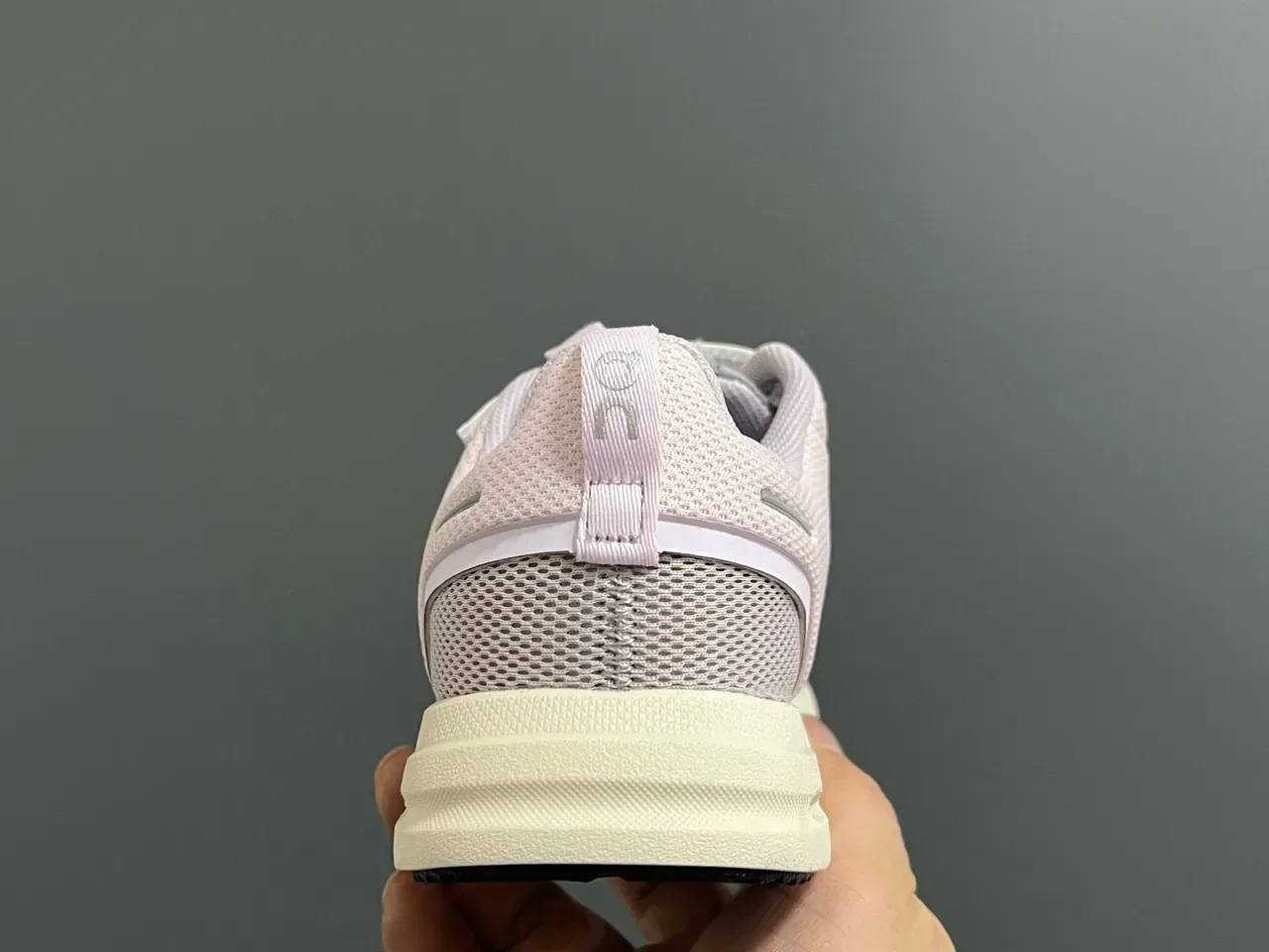 On Cloudmonster Green White Laceless Velcro Strap Breathable Mesh Upper Lifestyle Sneakers 16