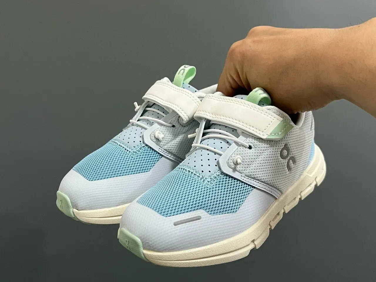 On Cloudmonster Green White Laceless Velcro Strap Breathable Mesh Upper Lifestyle Sneakers 21