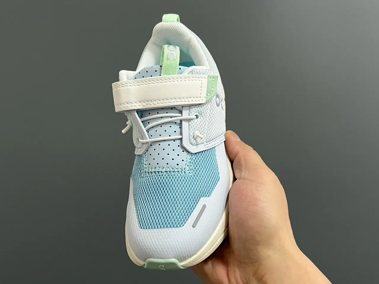 On Cloudmonster Green White Laceless Velcro Strap Breathable Mesh Upper Lifestyle Sneakers 24