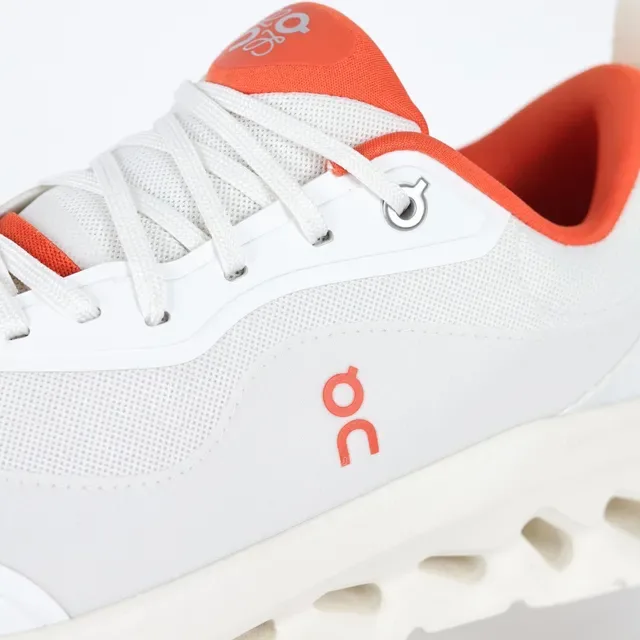 On Cloudmonster Off-White et Orange sneakers lifestyle 6
