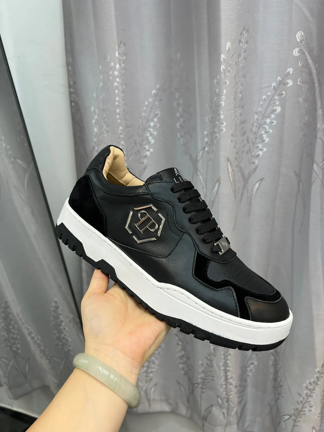 Philipp Plein Lifestyle Sneaker Negro Blanco Hexagonal PP Logo Cuero Y Ante Parte Superior Lifestyle Sneakers 6