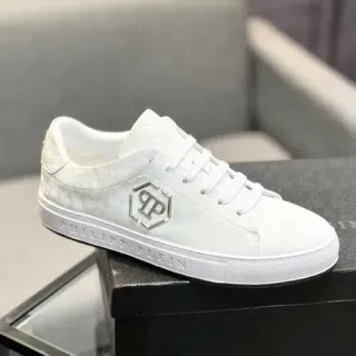 Philipp Plein Lifestyle Sneaker White Silver Low-Top Suede-Textured Lifestyle Sneakers