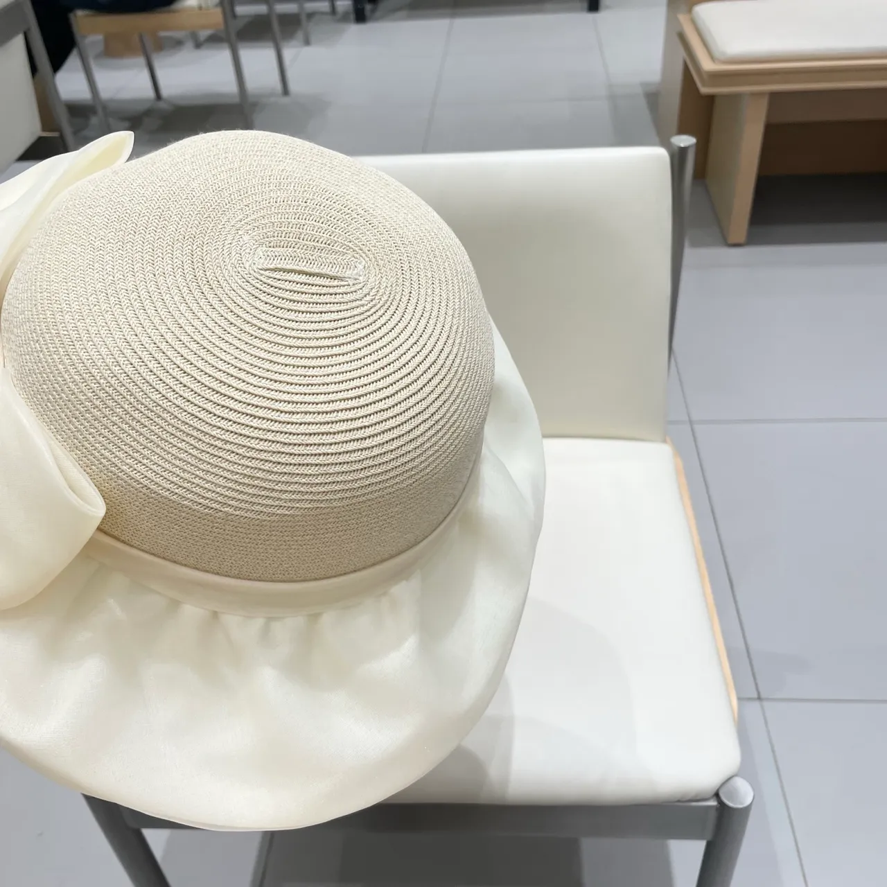 Prada Beige White Woven Straw Crown Wide Floppy Brim Fedora 5