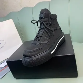 Prada Cloudbust Tênis Lifestyle Preto de Cano Alto