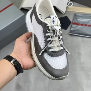 Prada Cloudbust Trainer Tênis Lifestyle Branco e Cinza