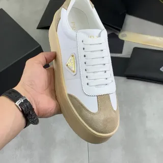 Prada Cloudbust 白棕 平台底 混合皮革麂皮面板 生活方式运动鞋