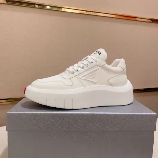 Prada Cloudbust Zapatillas chunky plataforma de cuero blanco lifestyle