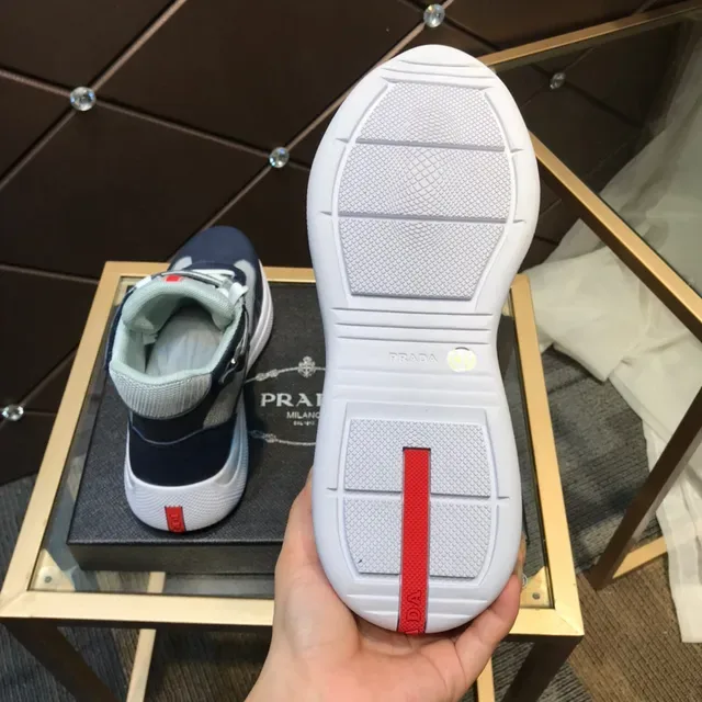 Prada Linea Rossa Bleu marine et gris high-top lifestyle sneakers 3