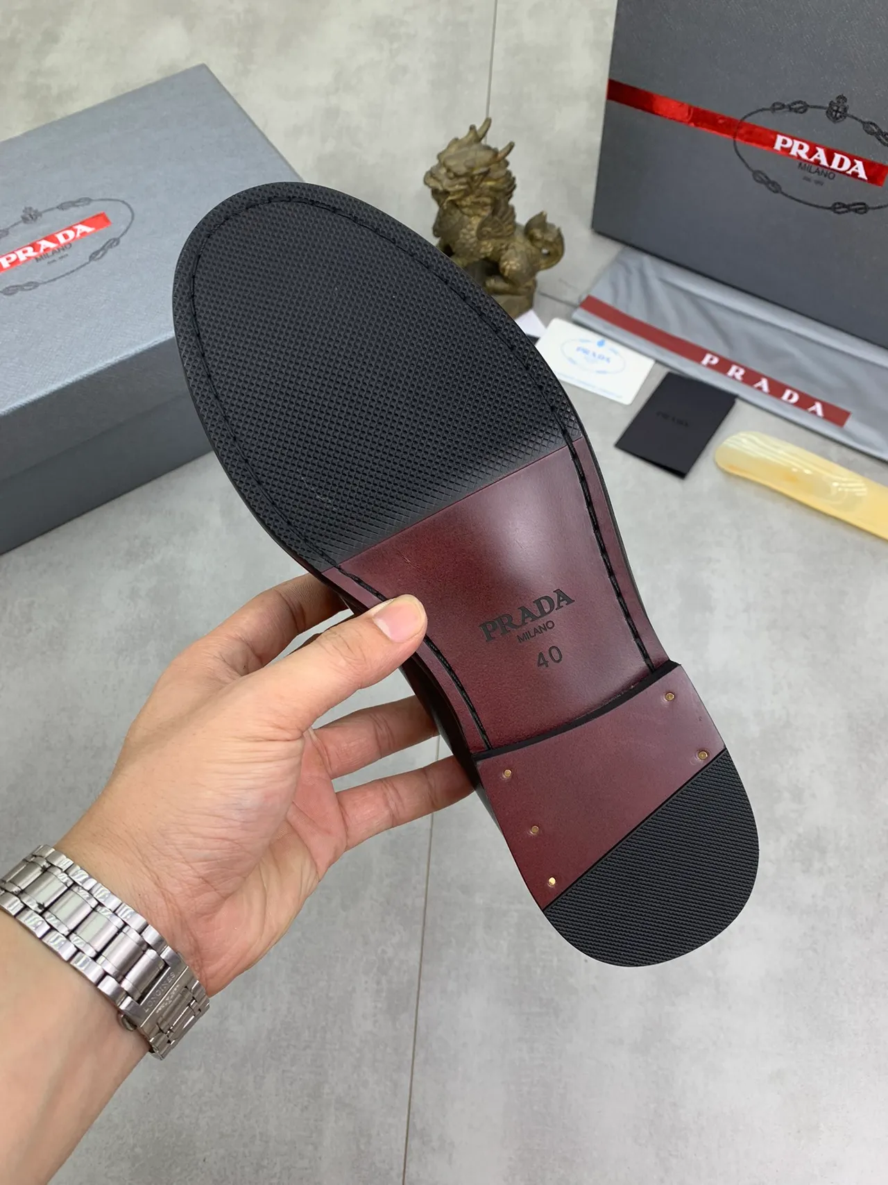 Prada Penny Loafer काले चमड़े के लोअफर 3