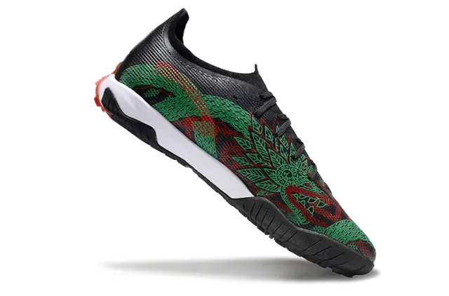 Puma 黑绿 纹理合成上层 几何图案叠加 室内足球鞋 2