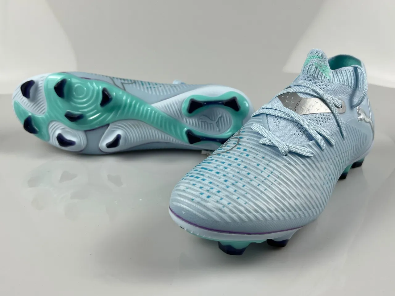 Puma Blue Green Knit Collar Ridged Synthetic Forefoot Cage Firm-Ground Soccer Shoes 8