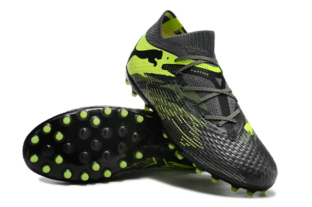 Puma Future Z Black Green Knit Upper Asymmetrical Lacing Turf Soccer Shoes 6