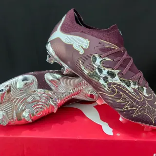 Puma Future Z বার্গান্ডি ফ্লেম মেটালিক শক্ত মাটির সকার জুতো