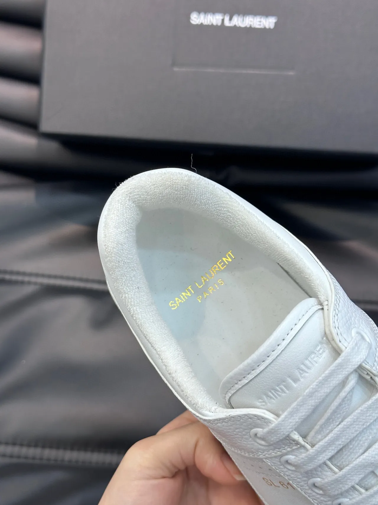 Saint Laurent SL 61 सफेद टेक्स्चर्ड लेदर लाइफस्टाइल स्नीकर 7
