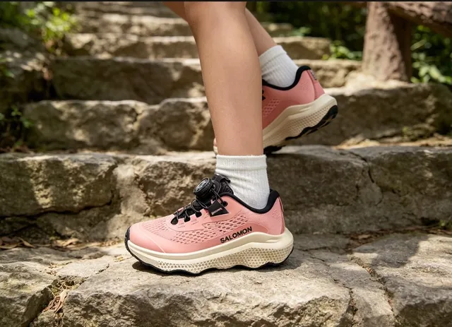 Salomon White Pink Mesh Upper BOA Dial Closure Running Shoes 19