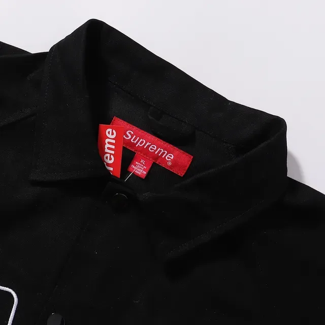 Supreme Coach 黑白翻领扣前夹克 5