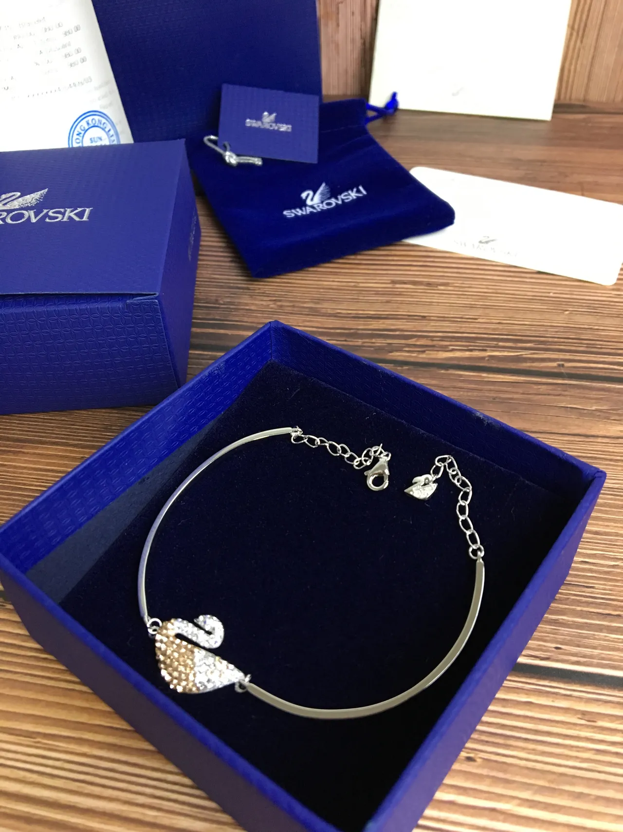 Colección Swan Swarovski Collar Choker de Cristal de dos tonos 3