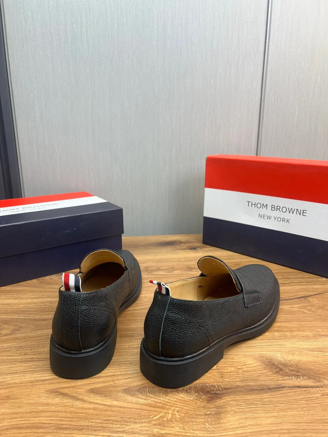 Thom Browne Penny Loafer কালো দানেদার চামড়া লোফার 4