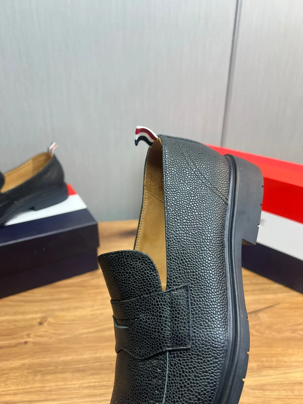 Thom Browne Penny Loafer কালো দানেদার চামড়া লোফার 7