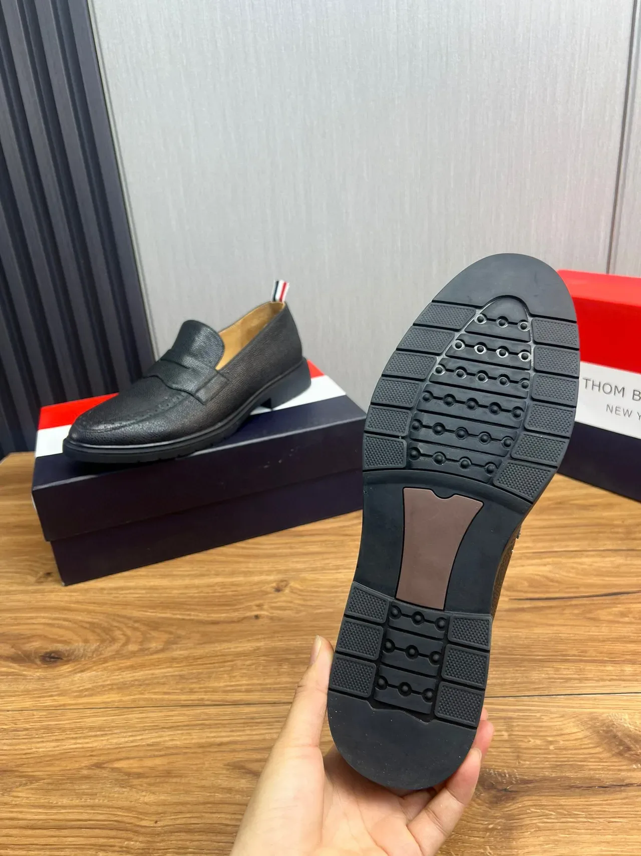 Thom Browne Penny Loafer কালো দানেদার চামড়া লোফার 8