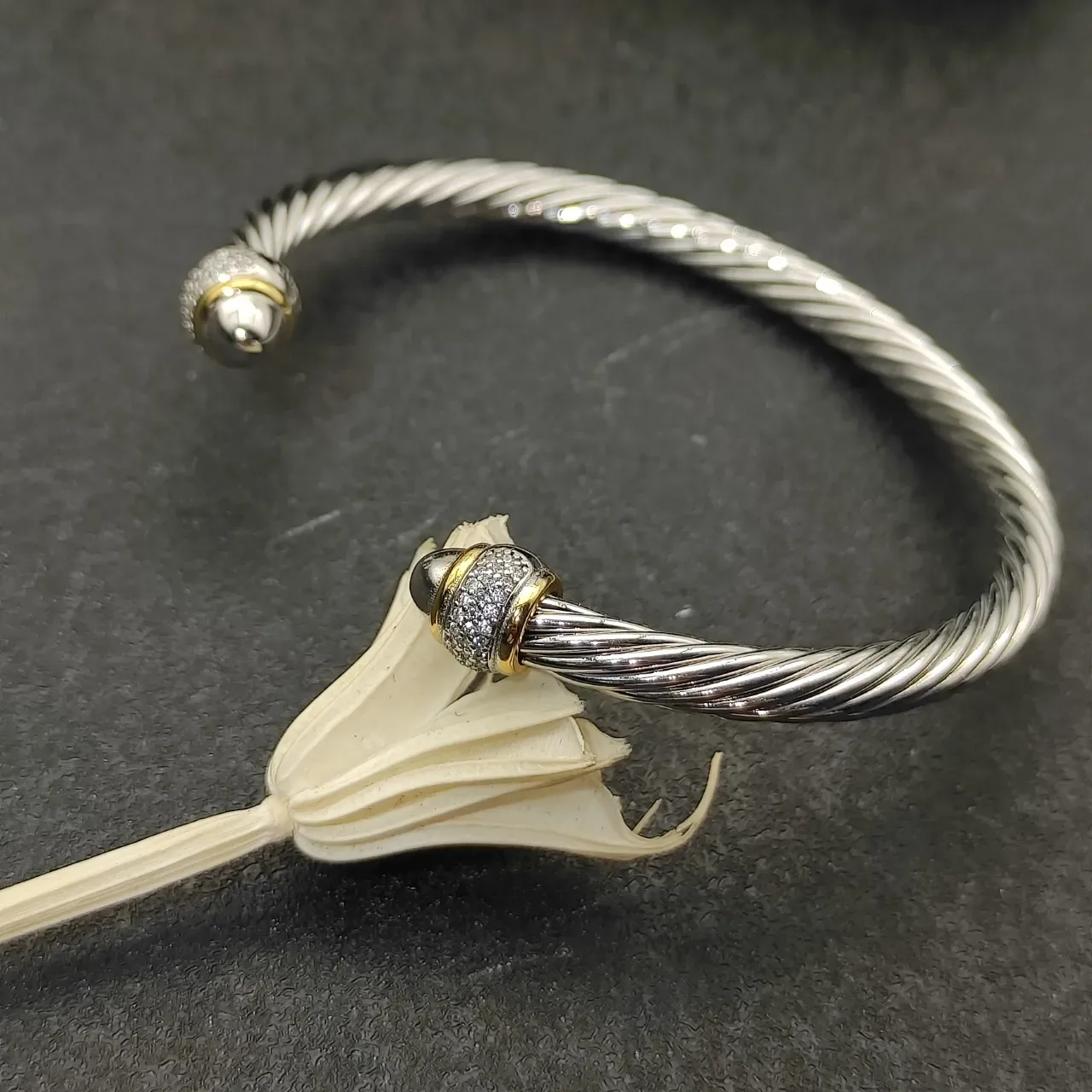 Tiffany & Co. HardWear Twisted Rope Pavé End Cap Bracelet 2