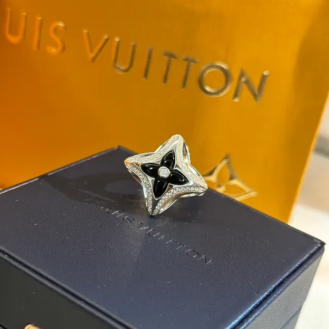 Tiffany & Co. 银蓝镂空星星图案抛光金属戒指 6